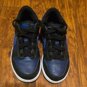 Nike Dunks Kids Sneakers in Black and Blue